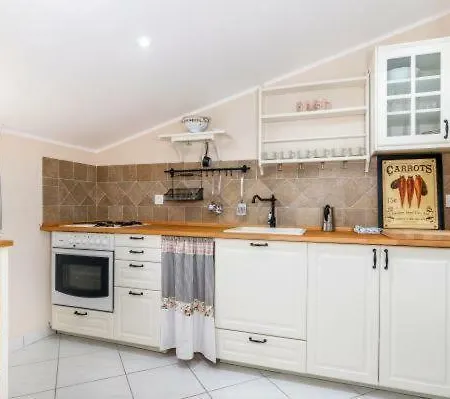 Apartman Turk Apartment Premantura Exterior photo