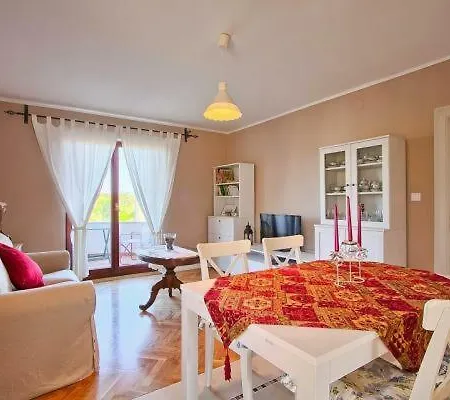 Apartman Turk Apartment Premantura Exterior photo