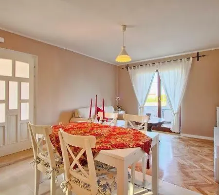 Apartman Turk Apartment Premantura Exterior photo