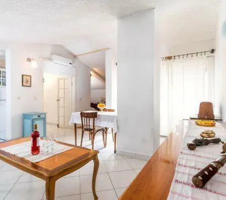 Apartman Turk Apartment Premantura Exterior photo